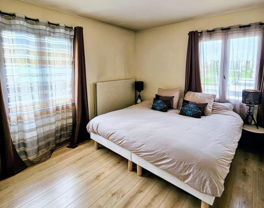 Appartement Spacieux Silencieux Lognes Extérieur photo